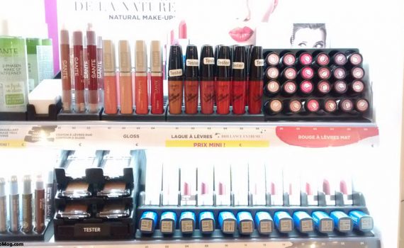 nouveaux stands de produits de maquillage naturel sante naturkosmetik