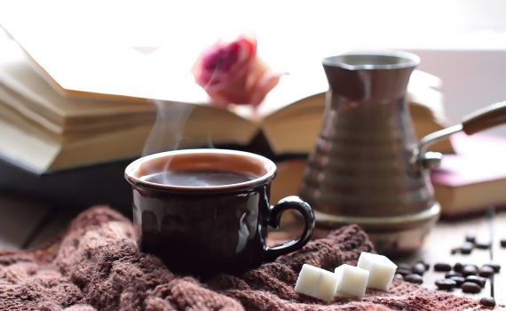 tasse de café tâche les dents