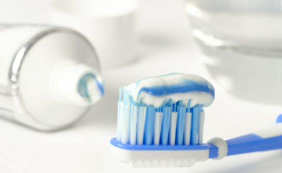 10 astuces pour avoir un joli sourire