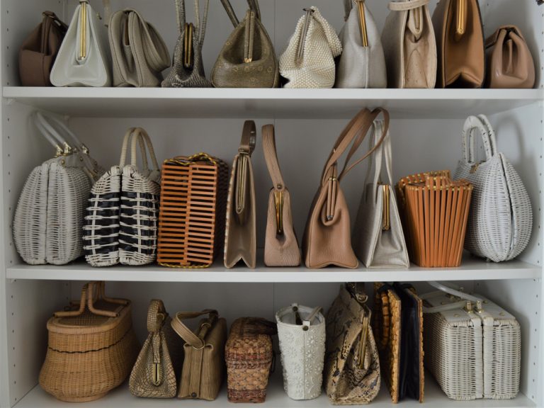 Comment ranger ses sacs à main selon la méthode Marie Kondo?