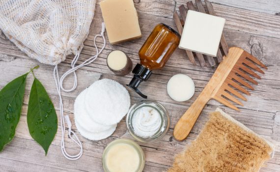 Choisir un après-shampoing pour cheveux fins © SpelaG91 sur Shutterstock